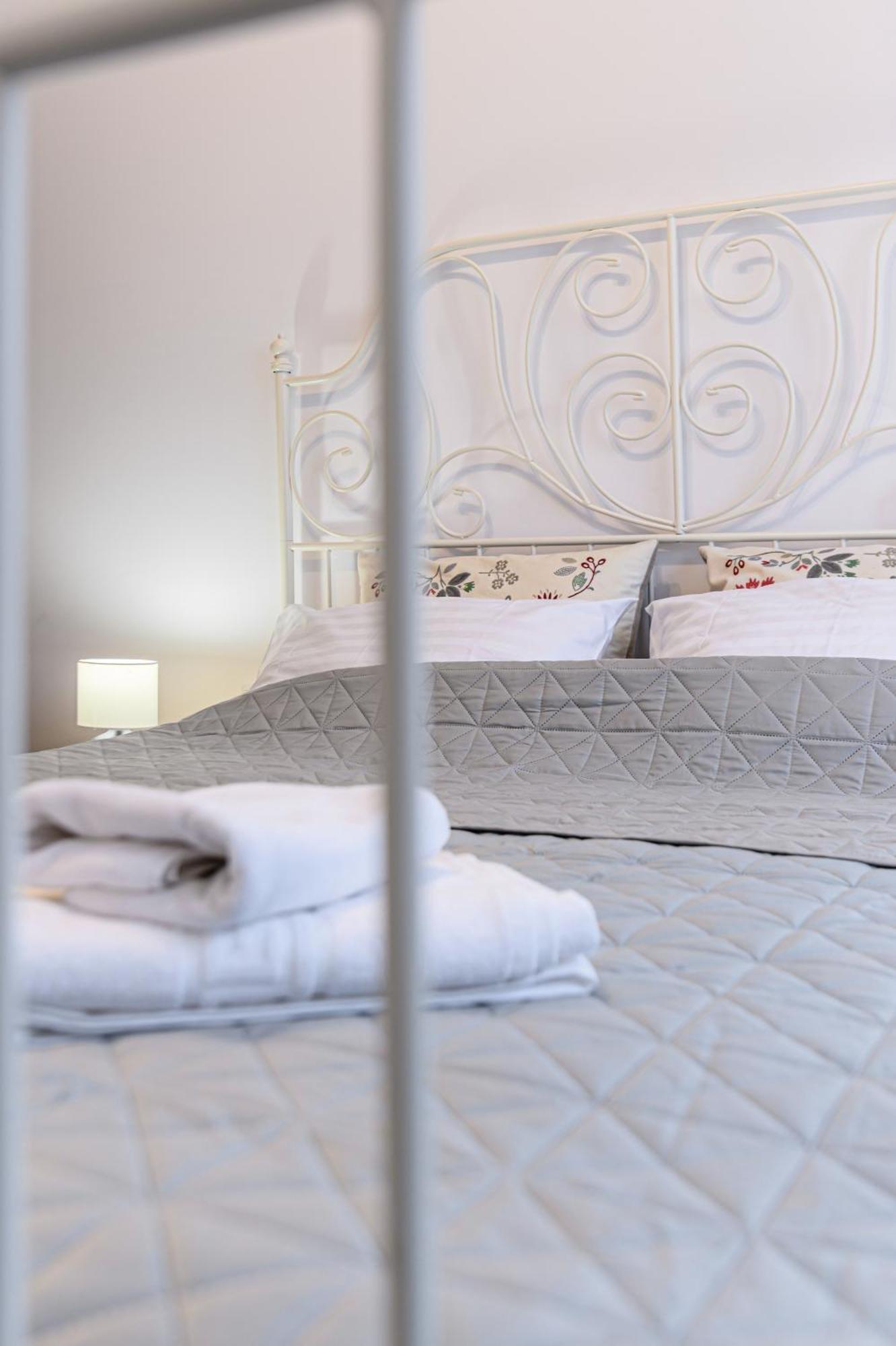 Casa Milisma Apartment Brasov Bagian luar foto